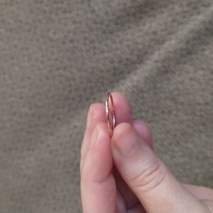 Elegant Gold Women's Ring